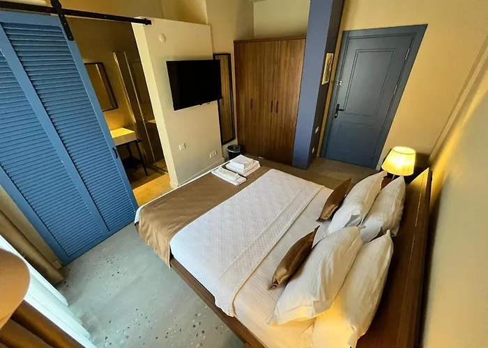 Ramiz Alacati Готель